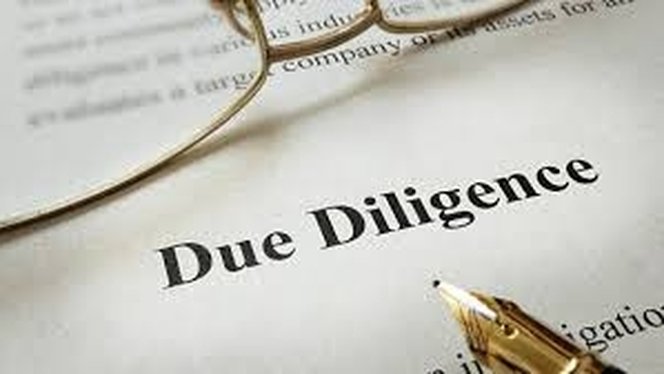 alt="Traduction en anglais d'un rapport de due diligence pour opérations internationales et audits d'entreprise"
