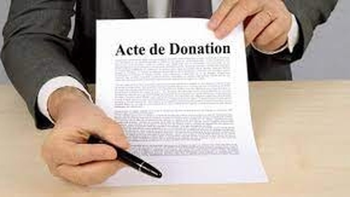 alt="Comment traduire un acte de donation pour une utilisation officielle en France ou à l'étranger"