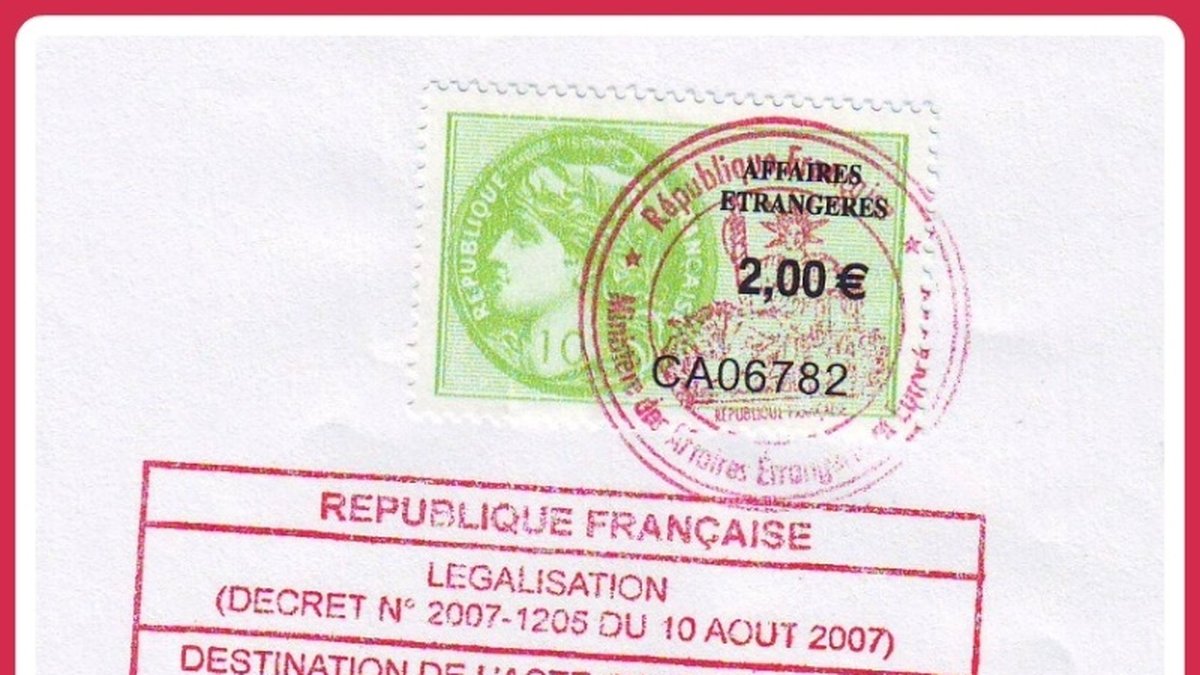 alt="Qu'est-ce que la légalisation de documents et pourquoi est-elle nécessaire pour l'étranger"