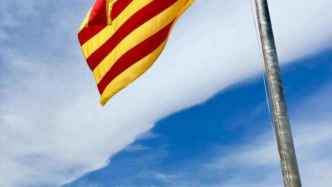 alt="Traductions assermentées en catalan pour documents administratifs, juridiques et officiels"