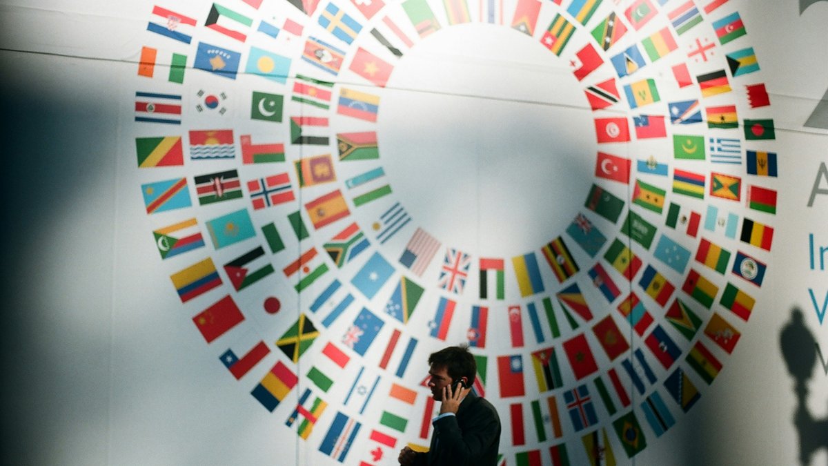 alt="Les 5 langues les plus utilisées dans le monde des affaires et du commerce international"